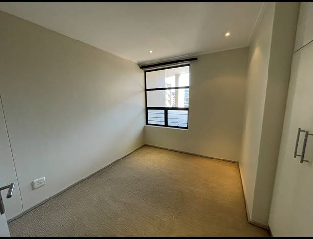 2 BEDROOM APARTMENT FOR SALE IN POINT WATERFRONT